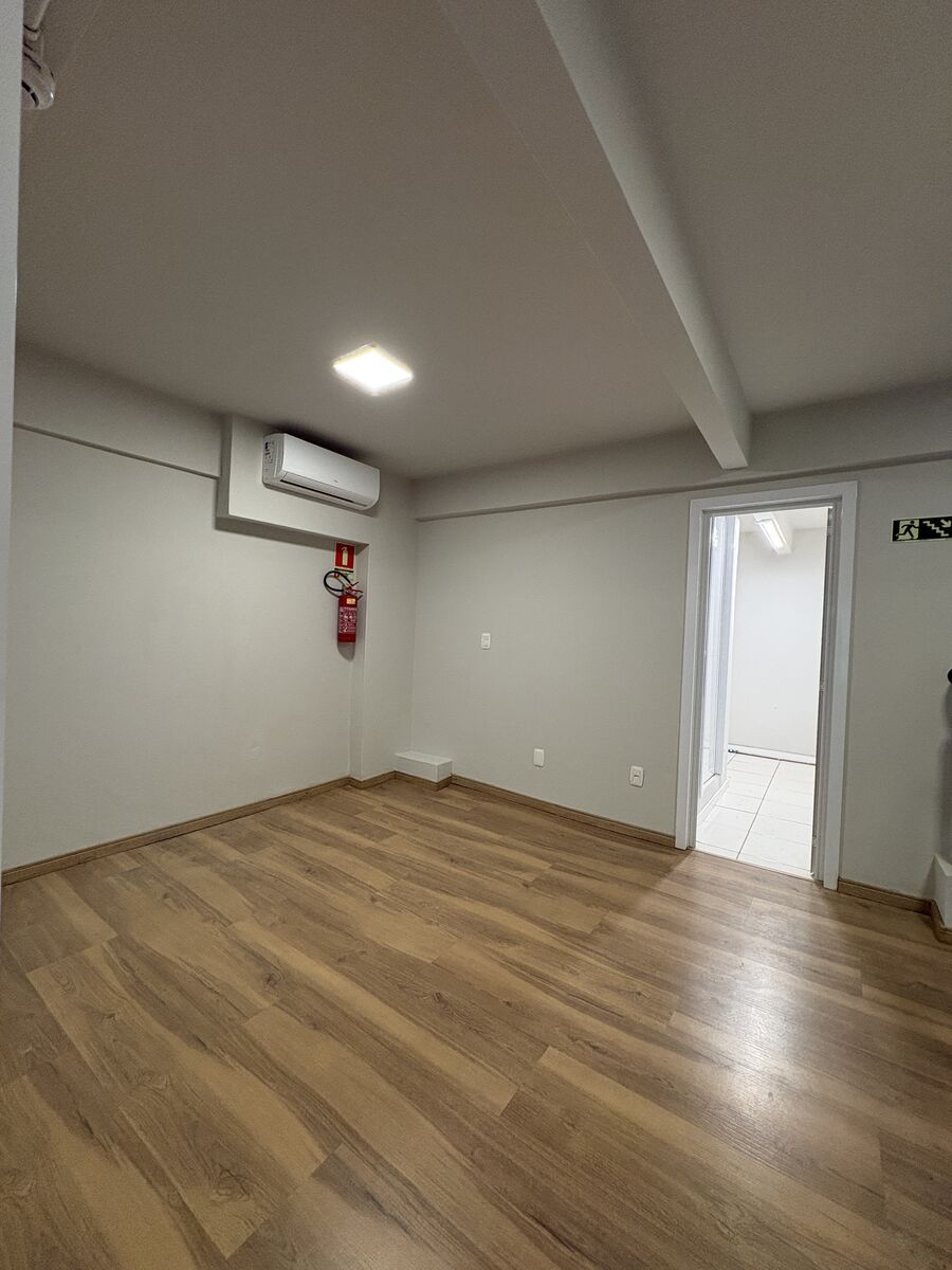 Sala reservada no mezanino da Sala 101